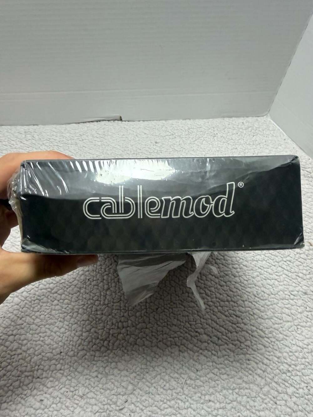 CableMod C-Series Pro ModMesh Cable Kit - White - Picture 5 of 6